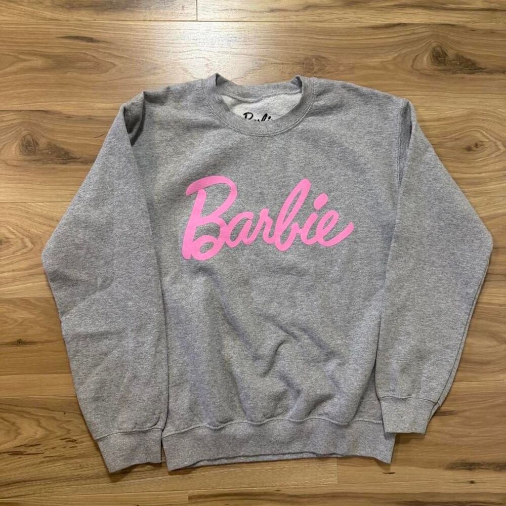 Gray Barbie crewneck sweatshirt promo graphic size small